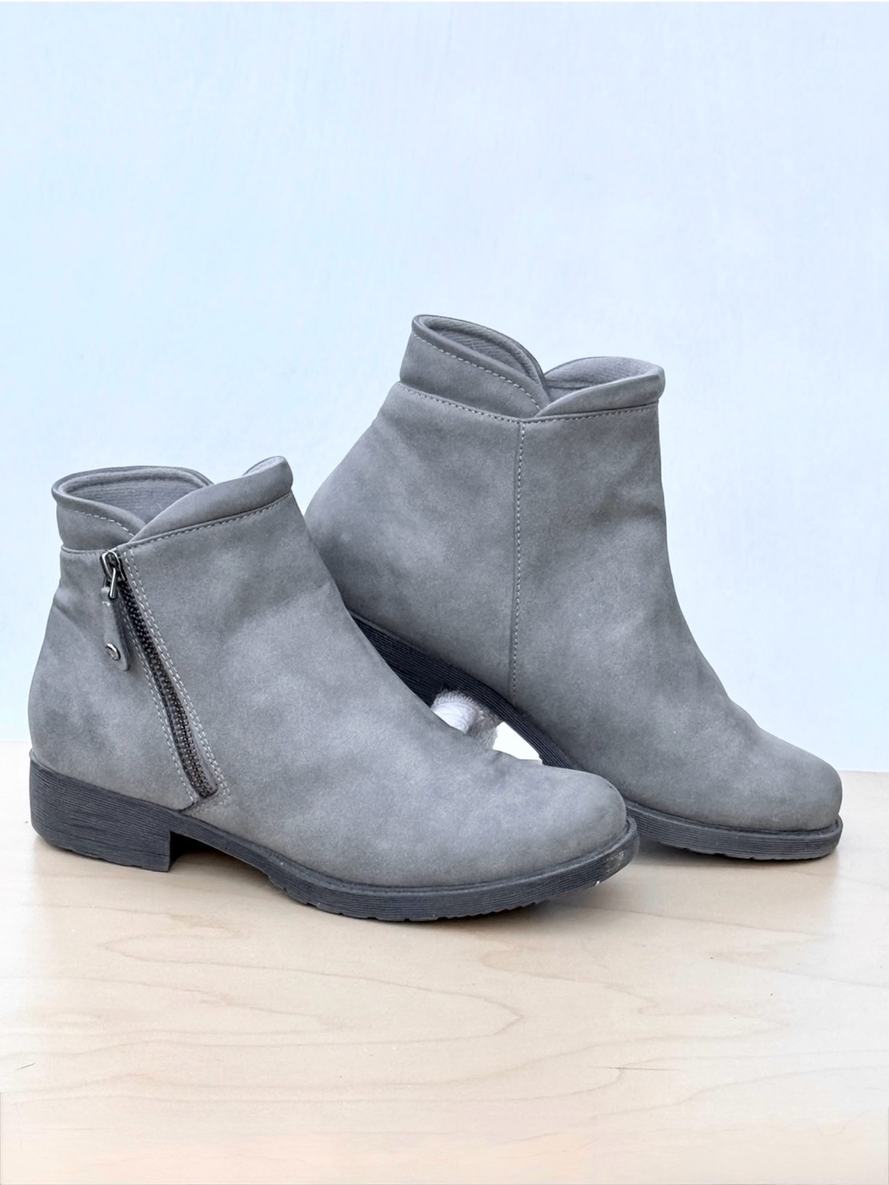 Sporto Tracy Charcoal Gray Ankle Booties Womens Size 7 Zip Comfort Boots